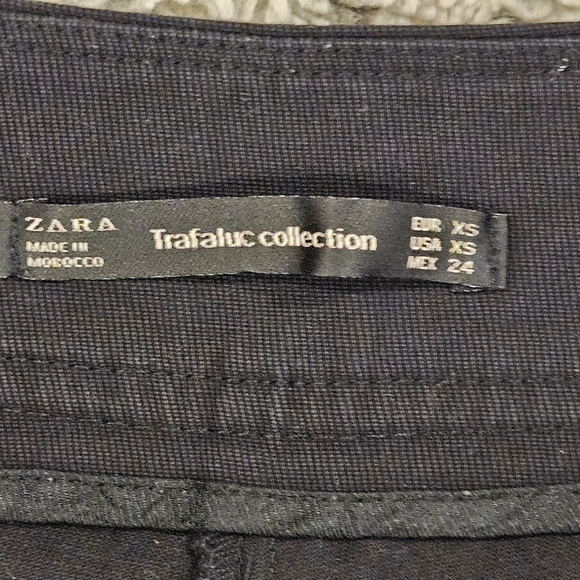 Zara SZ XS Black Roomy Barrel Leg Hi Rise Button Fly Cropped Utility Pants - Picture 4 of 13